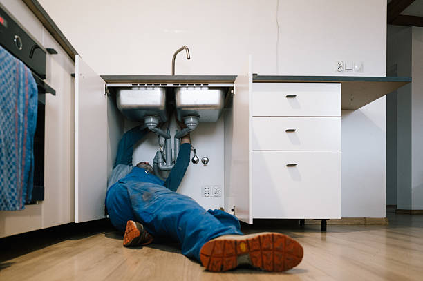 Professional Plumbing technician working in Crystal City, TX